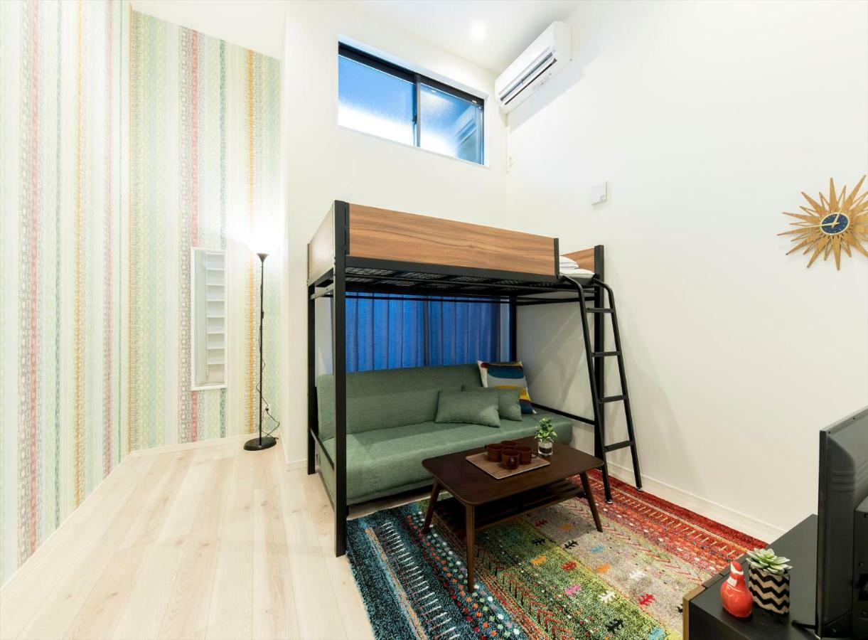 Ferienwohnung Trip Pod Yoshizuka B Fukuoka  Exterior foto